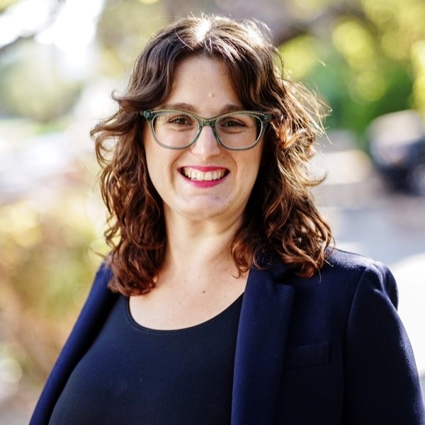 Photo of Allison Beer