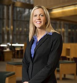 Photo of Kristi Hottenstein