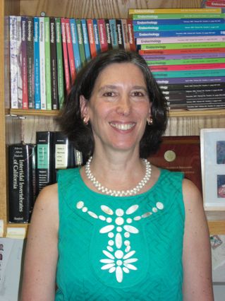 Photo of Nancy Wayne